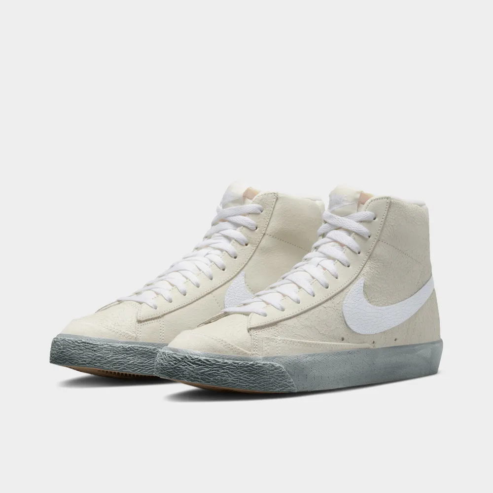 Nike Blazer Mid '77 EMB Summit White  / - Phantom