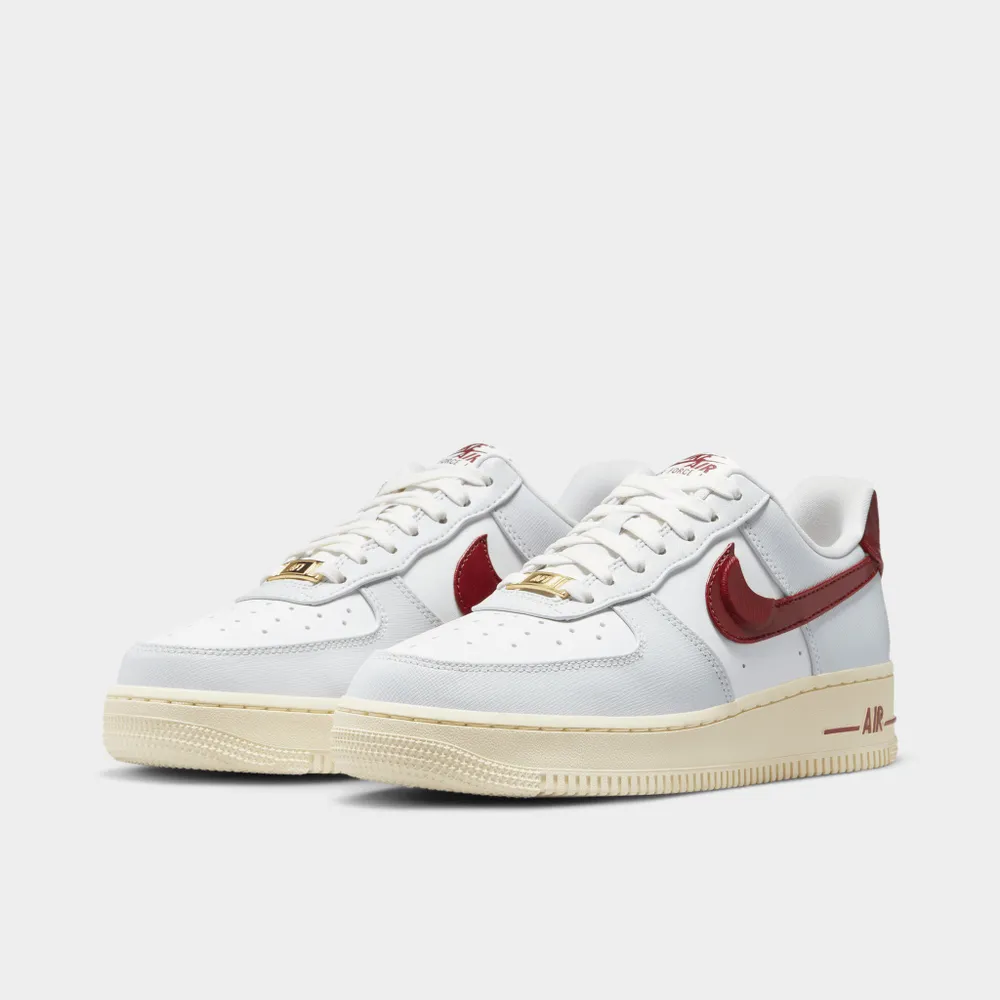 Nike Women's Air Force 1 '07 SE Photon Dust / Team Red - Summit White