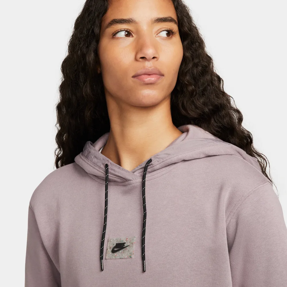 Nike Sportswear Women’s Sports Utility Fleece Pullover Hoodie Purple Smoke /