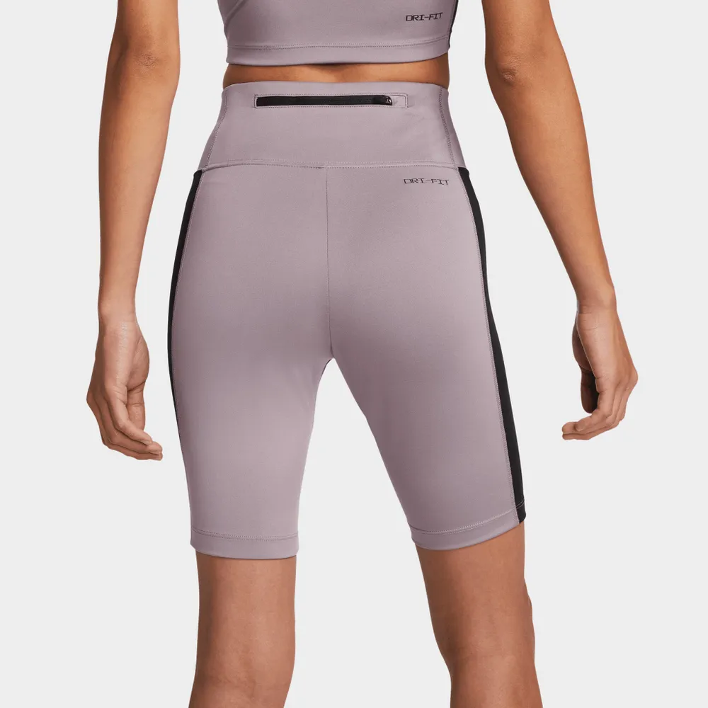 Nike Sportswear Women’s Utility High-Waisted Bike Shorts Purple Smoke / Black