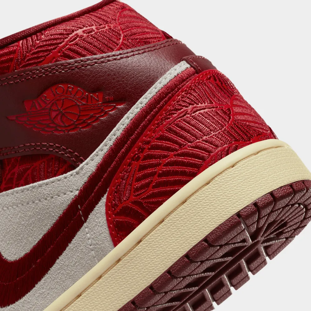 Jordan 1 Mid SE Team Red / University - Sail