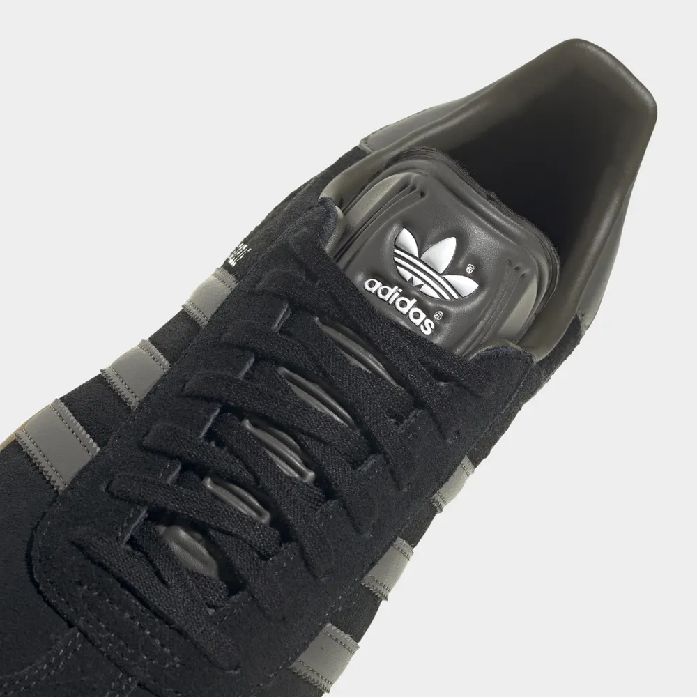 adidas Originals Gazelle Core Black / Pantone - Cloud White