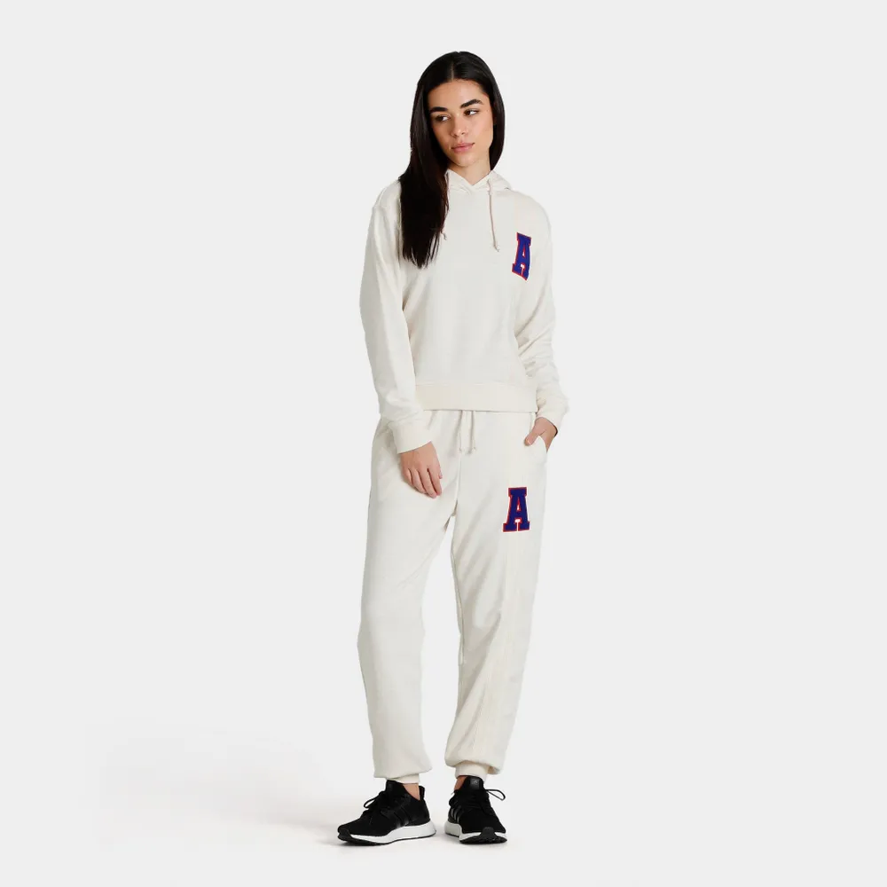 adidas Originals Women’s Small Logo Sweatpants / Wonder White