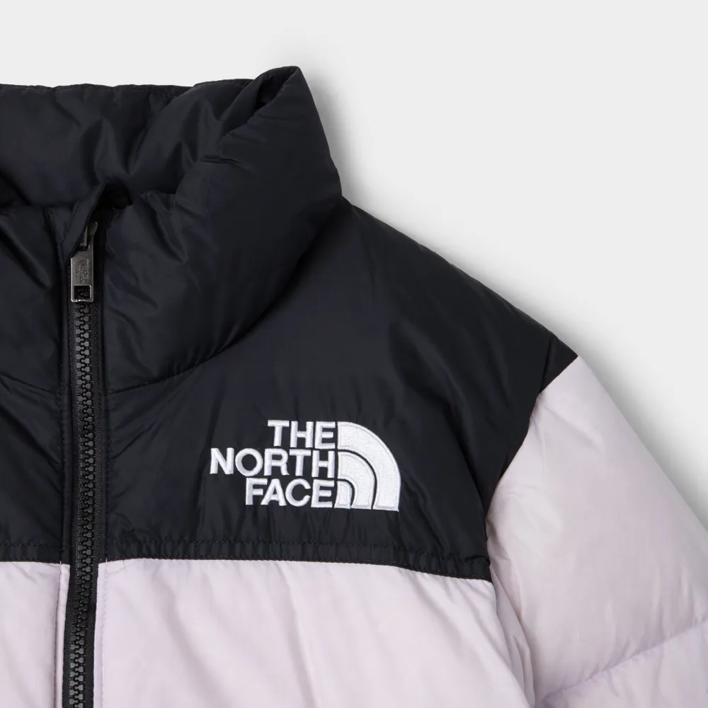 The North Face Juniors' 1996 Retro Nuptse Jacket / Lavender Fog