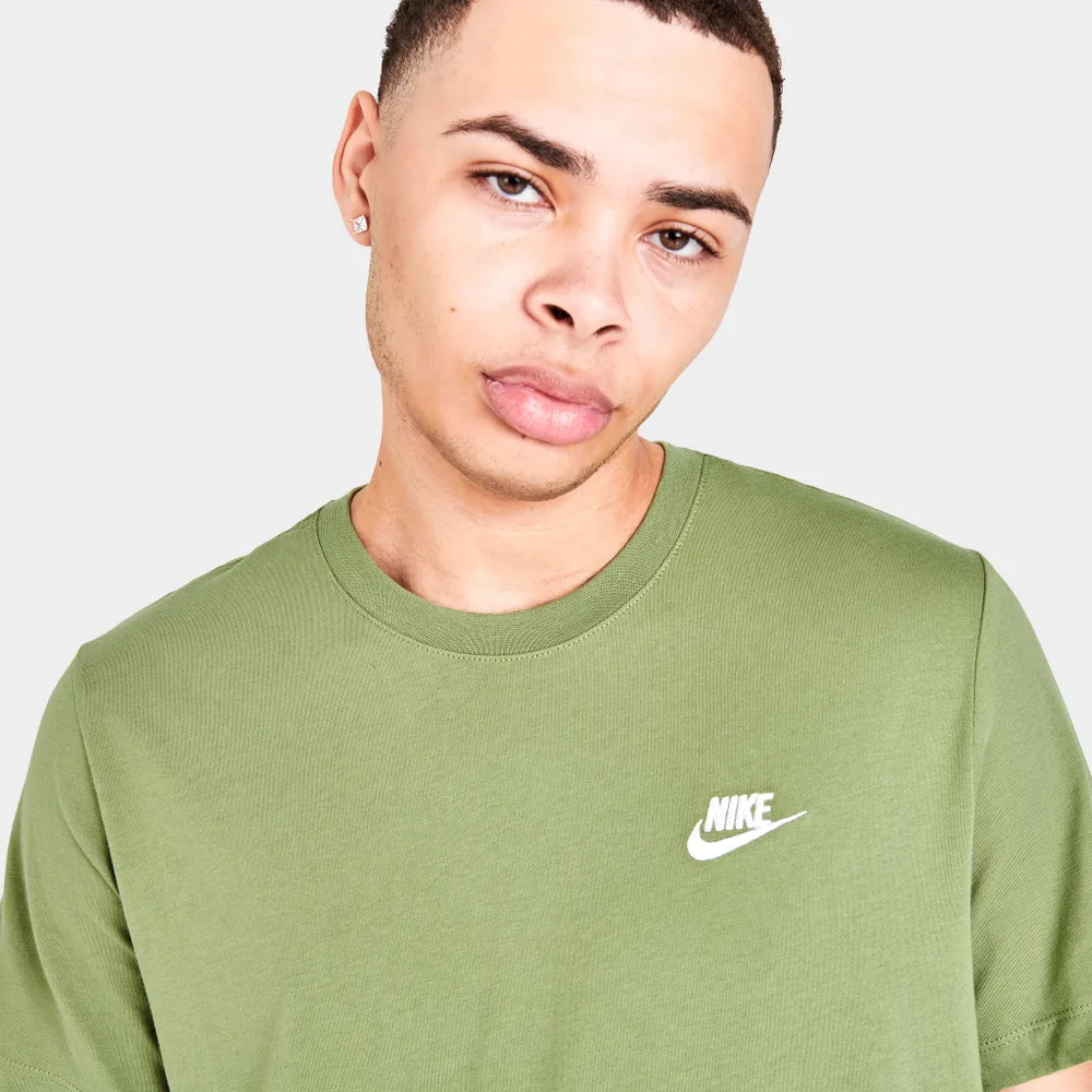 Nike Sportswear Club T-Shirt