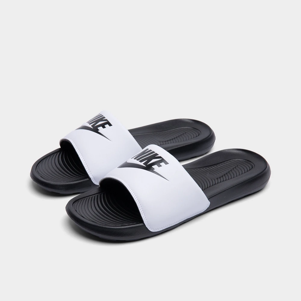 Nike Victori One Black / White
