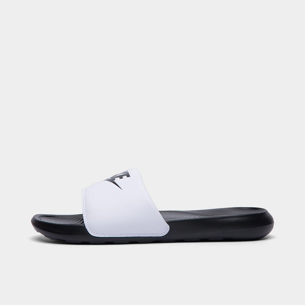 Nike Victori One Black / White