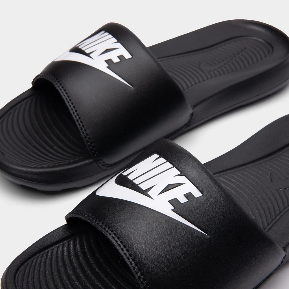 Nike Women's Victori One Black / White