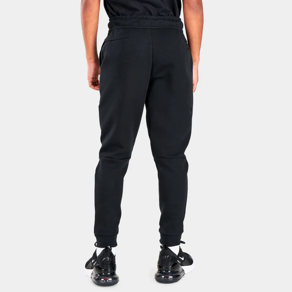 Nike Sportswear Junior Boys’ Tech Fleece Joggers Black /