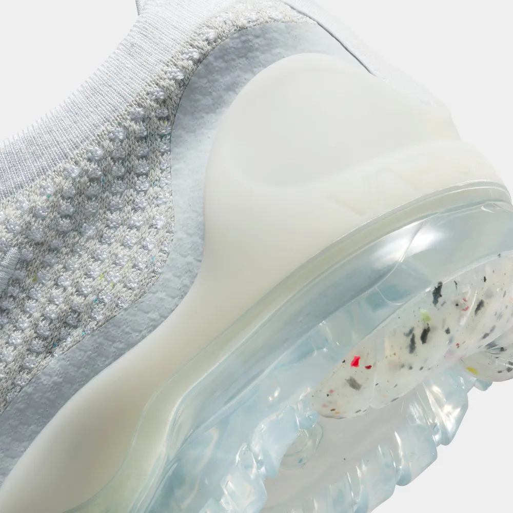 Nike Women’s VaporMax 2021 Flyknit White / Pure Platinum - Metal Silver