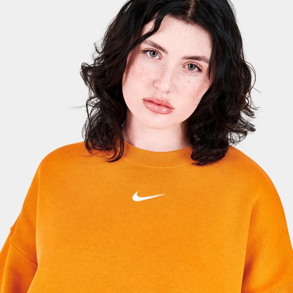 Nike Women’s Sportswear Essentials Oversized Fleece Crew Light Curry / White