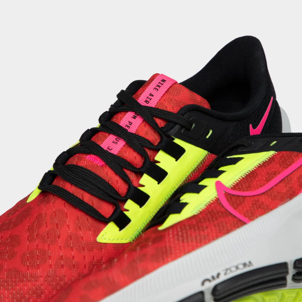 Nike Women's Air Zoom Pegasus 38 Chile Red / Hyper Pink - Black