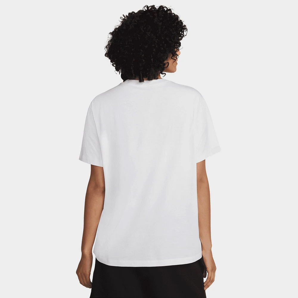 Nike Women's Sportswear Essential T-shirt White / Black
