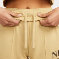 Nike Sportswear Women’s Fleece Shorts Wheat Grass / Dark Chocolate