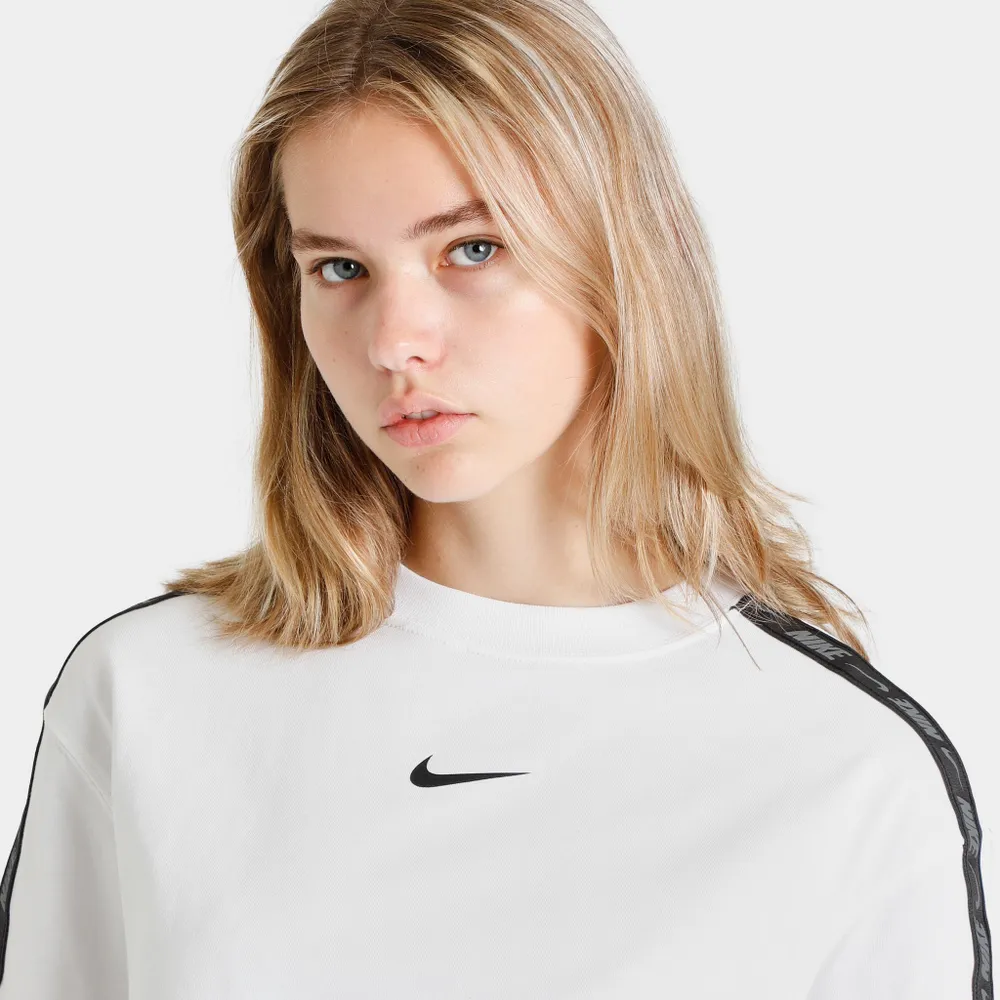 Women's Nike Tops & T-Shirts  Boyfriend, Zip Up, Long Sleeve - JD Sports  Global