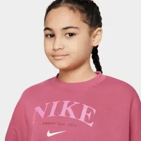 Nike Junior Girls' Sportswear Trend Fleece Crewneck / Sweet Beet