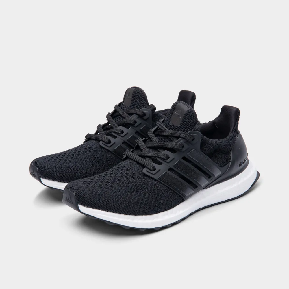 adidas Women’s Ultraboost 5 DNA Core Black / - White