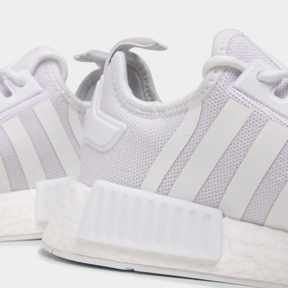 adidas Originals Women’s NMD_R1 Primeblue Cloud White / - Metallic Silver