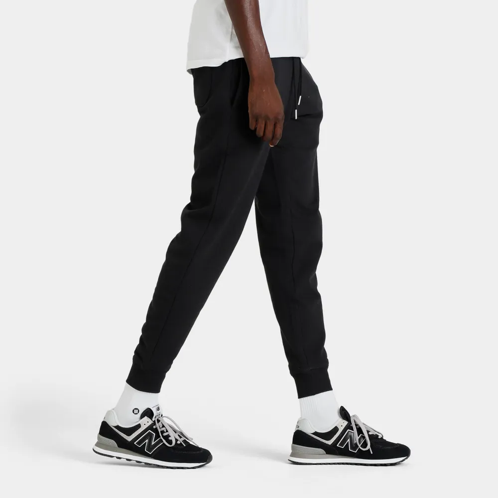 New Balance Essentials Stacked Logo Sweatpants / Black