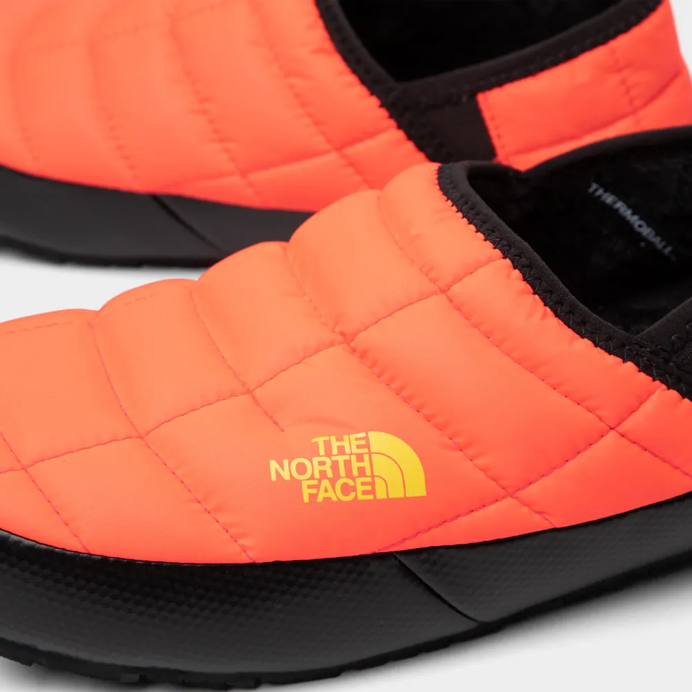 The North Face Women’s Thermoball Traction Mule V Brilliant Coral / TNF Black