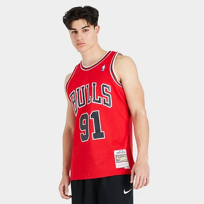 Mitchell & Ness NBA Chicago Bulls Dennis Rodman Swingman Jersey / Red