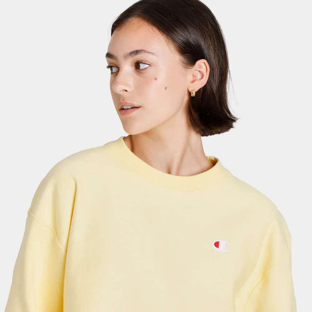 Champion Women’s Reverse Weave Cropped Cut-Off Crew Sweatshirt / Buttered Popcorn