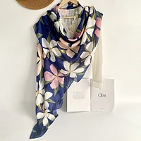 30158 Tropical Scarf