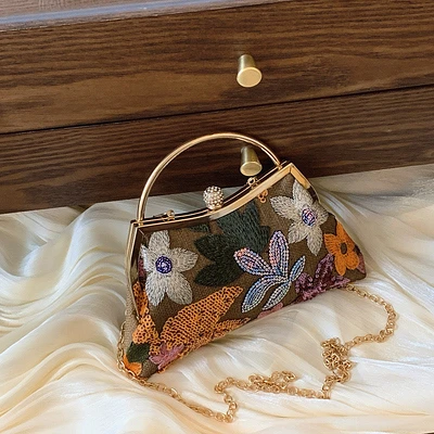 90038 Straw Sequin Bag
