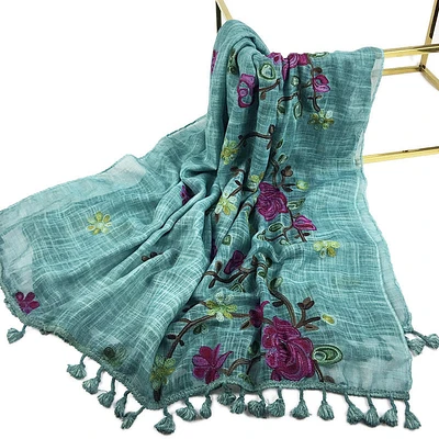 30462 Embroidery Shawl