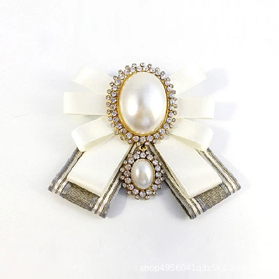 00297 Paris Brooch