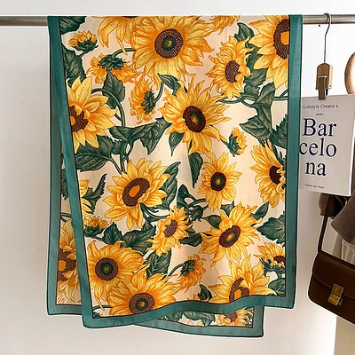 30464 Girasoles Shawl