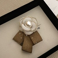 00295 Deluxe Brooch