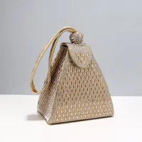 90100 Giza Clutch