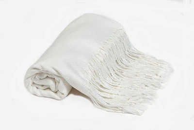 10103 Pashmina Solid Eggshell