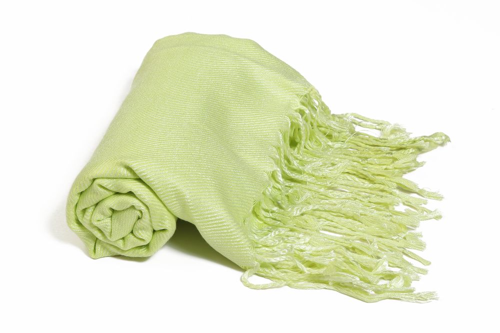 10124 Pashmina Solid Kiwi