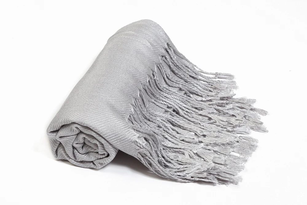 10122 Pashmina Solid Silver