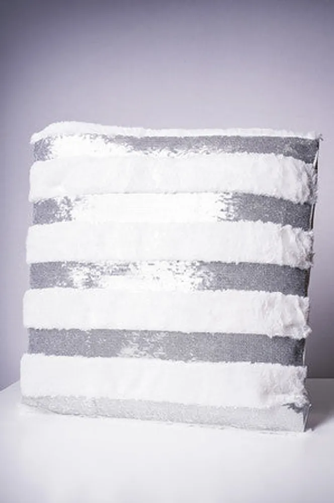 18" x 18" SILVER/WHITE SEQUIN CUSHION