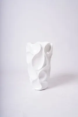 20" White Glossy Planter