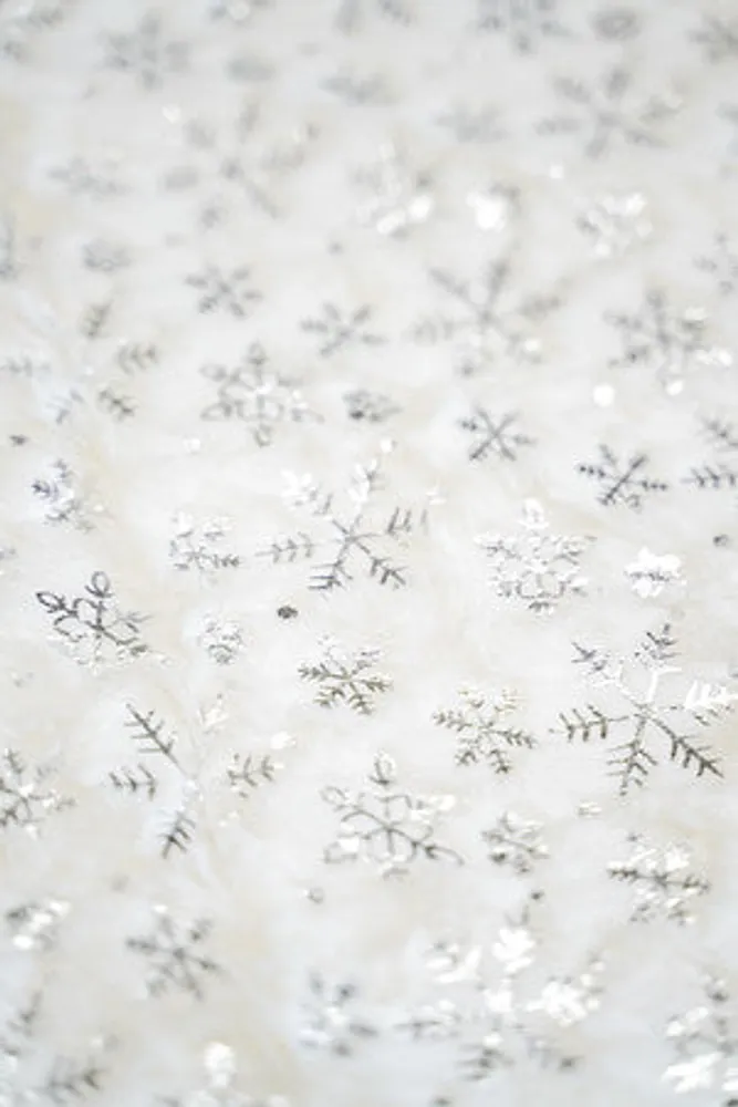 48" Silver  Snowflake  Tree Skirt