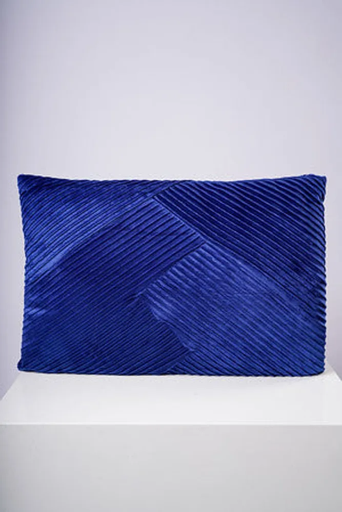 23" x 16" Shopia Cushion Midnight Blue