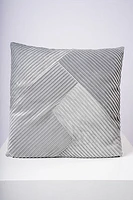 19" x 19" Shopia Cushion