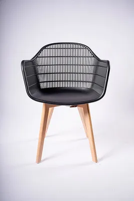 Ginna Chair
