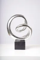 16" SILVER/BLACK FIGURE