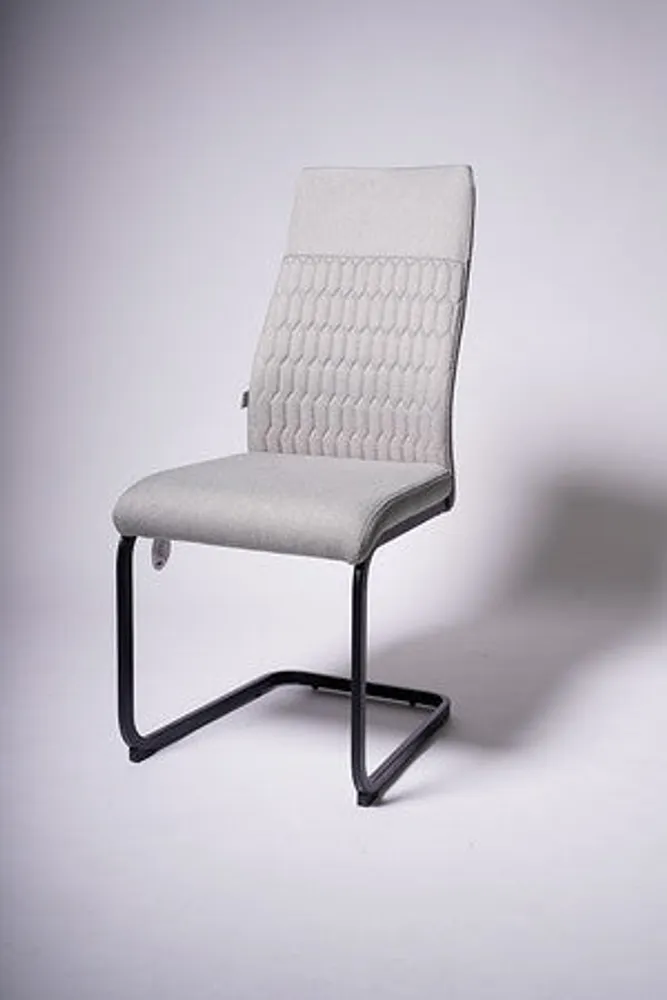 ADELINE CHAIR BLACK LEGS