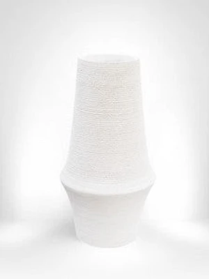 28" PLANTER MATTE WHITE