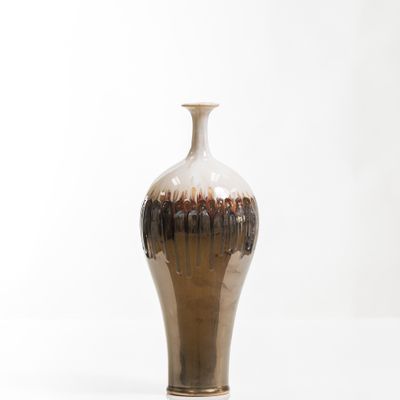 12" Elegant  Pot Vase- Smelten Collection