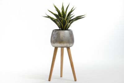 27" Silver Planter with wood stand- Metalle Collection