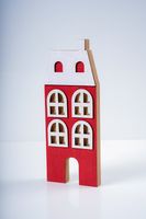 11'' Wooden House red/white