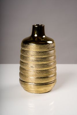 10" Vase Titanium Gold - Nicola Collection