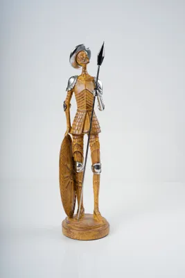 14“ Standing Don Quijote with shield